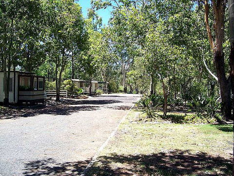 Highway Tourist Village - Townsville Tourism 1