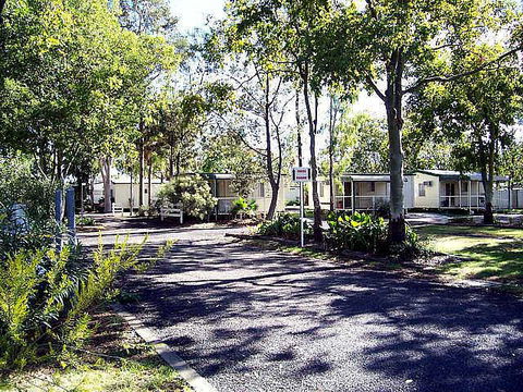 Highway Tourist Village - Townsville Tourism 3