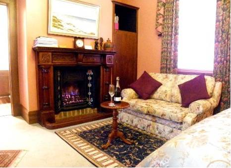 Marble Lodge Bed & Breakfast Image