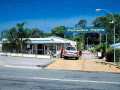 Paradise Palms Carey Bay - Townsville Tourism 0