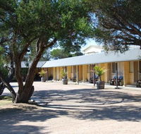 Rye Beach Motel - Townsville Tourism