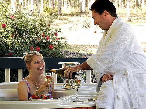 Telegraph Retreat - Whitsundays Tourism 4