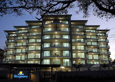Tingeera Luxury Beachfront Apartments - Accommodation Australia 0