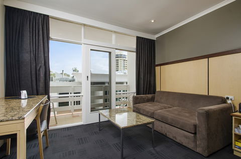 Watermark Glenelg - Accommodation Find 0