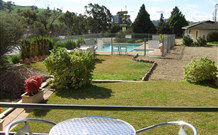 Garden Motor Inn (Golden Chain) - Gundagai - Holiday Sydney 0