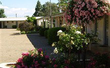 Garden Motor Inn (Golden Chain) - Gundagai - Holiday Sydney 4