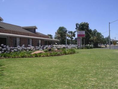 Exies Bagtown - Accommodation Broken Hill 2