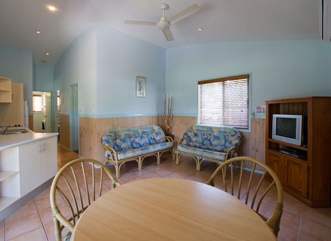Mudjimba Beach Caravan Park - Townsville Tourism 3