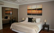 Aarons At Byron - - YWait Travel 1