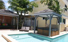 Aarons At Byron - - YWait Travel 3