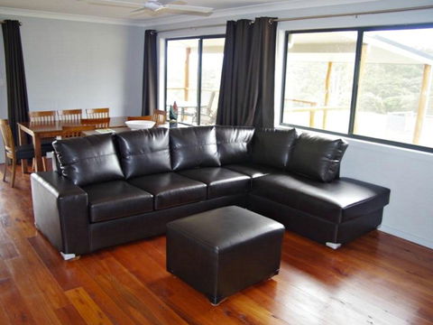 Ewetopia Farm - Wagga Wagga Accommodation 0