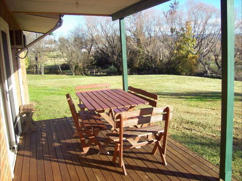 Colonial Inn Guest Rooms - Holiday Melbourne 6