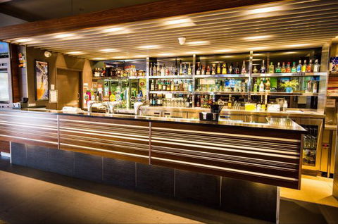 Grand Hotel - Accommodation Directory 6