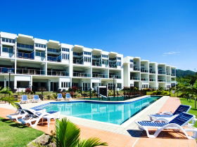 Beachside Magnetic Harbour Apartments - WA Accommodation 0
