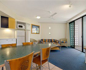 Beach Club Resort Mooloolaba - YWait Travel 3