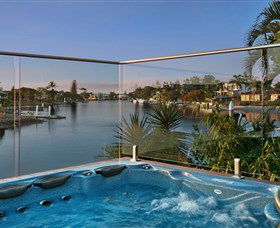 Sanctuary On Water Elite Holiday Home - Holiday Sydney 0