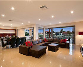 Xanadu Waterfront Elite Holiday Home - Byron Bay Accommodation 0