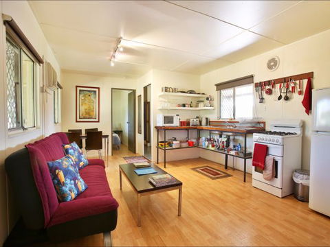 Berry Creek Bush Retreat - Carnarvon Accommodation 4