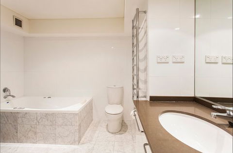 Designer Style - Yamba Accommodation 54