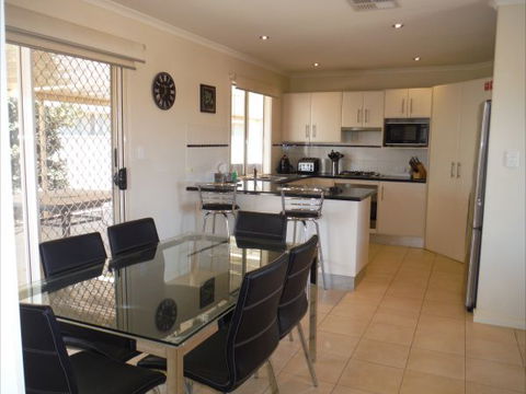 BayHaven - WA Accommodation 24