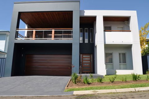 Shellharbour Seabird - Byron Bay Accommodation 0
