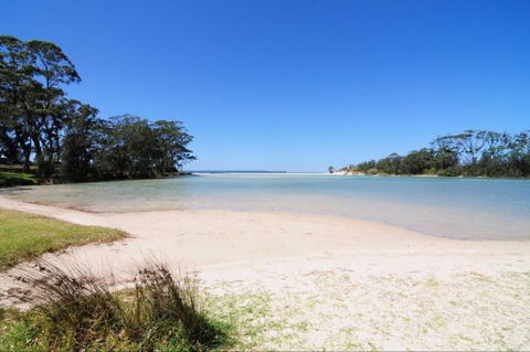 Aqua Leaf Apartment - Accommodation Airlie Beach 11