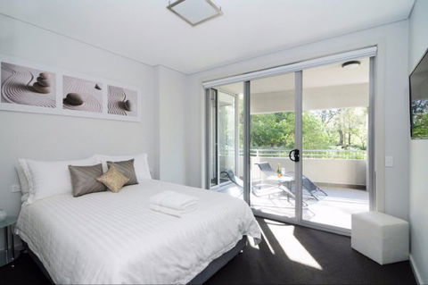 Aqua Leaf Apartment - Accommodation Airlie Beach 14