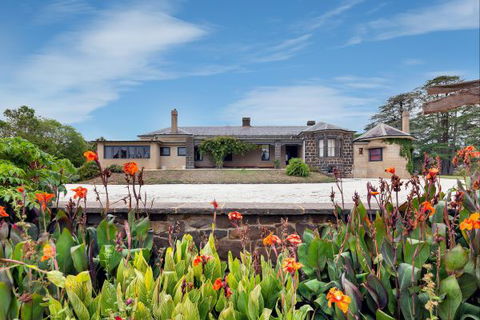 Eurambeen Historic Homestead And Gardens - Holiday Melbourne 0