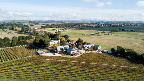 Grange Cleveland Winery Retreat - Wagga Wagga Accommodation 0