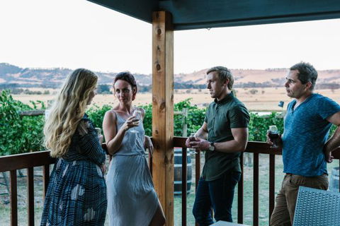 Grange Cleveland Winery Retreat - Wagga Wagga Accommodation 2