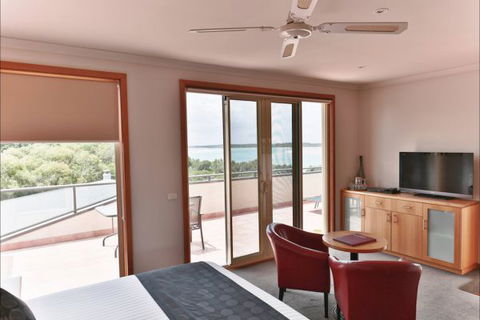 Eugenie's Luxury Accommodation - Bundaberg Accommodation 1