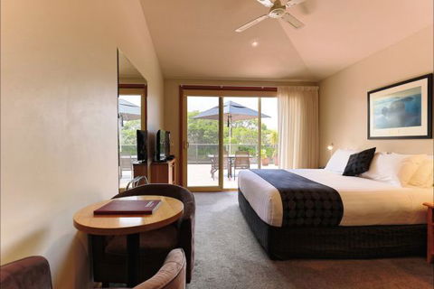 Eugenie's Luxury Accommodation - Bundaberg Accommodation 5