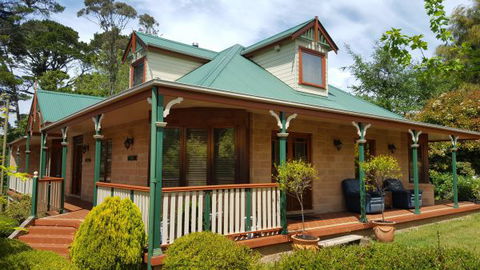 Cascades Manor - Accommodation Find 0