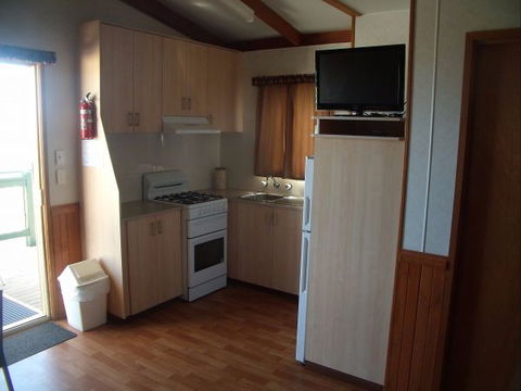 Elliston Waterloo Bay Tourist Park - Accommodation Kalgoorlie 6