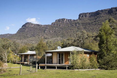 Grampians Chalets - Accommodation Find 0