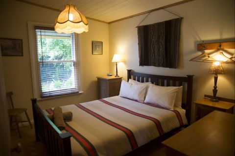 Orchard Cottages - Accommodation Find 3
