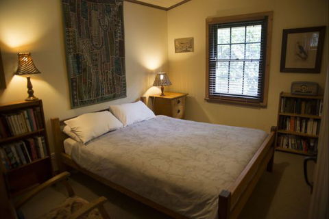 Orchard Cottages - Accommodation Find 8