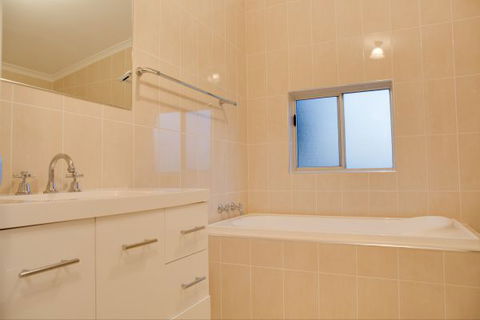 Sapphire Cottage - Accommodation Find 17
