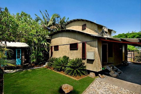 The Wave House - Accommodation Find 0