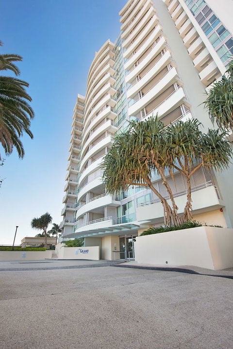 The Grand Apartments - Accommodation Find 0