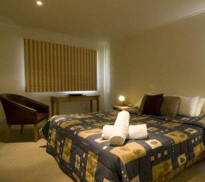 The Stables Resort - Townsville Tourism 5