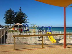 Seabreeze Hotel - thumb 3