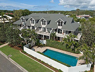 Airlie In Byron - Whitsundays Tourism 5