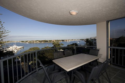 Riverdance Apartments - YWait Travel 0