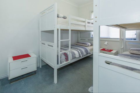 Amazing Views - Accommodation Perth 7