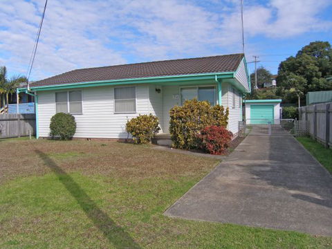 Comarong Cottage - Accommodation Sydney 0