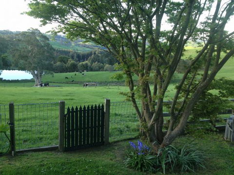 Halcyon Cottage Retreat - Self Contained Accommodation - WA Accommodation 7