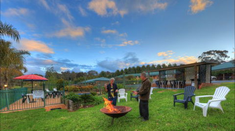 Top Of The Town Motor Inn Yackandandah - Whitsundays Tourism 5