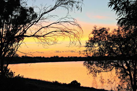 17 QED Lakehouse - Accommodation Find 7