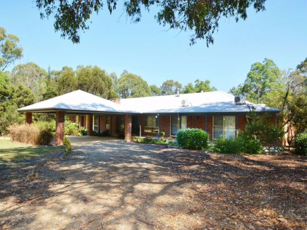 Abelia House - thumb 0